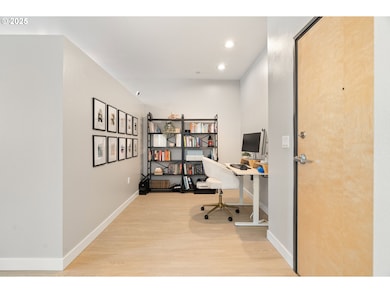 The Lexis on the Park unit 517, Portland, OR 97209 - photo 5