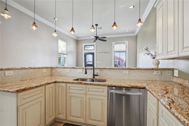 1519 Lesseps St, New Orleans, LA 70117 - photo 6