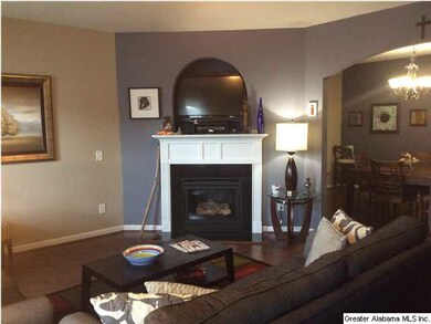 Decorator colors, corner gas fireplace. Hardwoods 