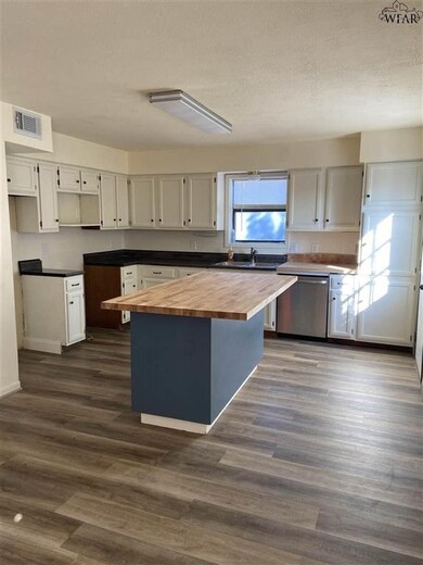 1214 Hunt St, Wichita Falls, TX 76302 - photo 4