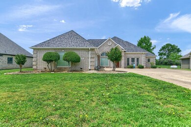 837 Kiowa Dr E, Gainesville, TX 76240 - photo 3