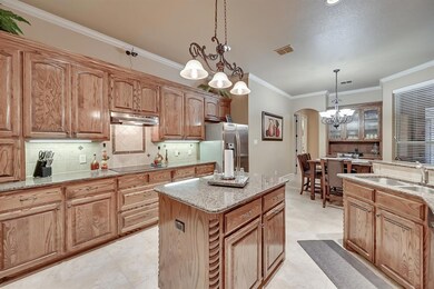 7012 Cherrybark Ln, North Richland Hills, TX 76182 - photo 6