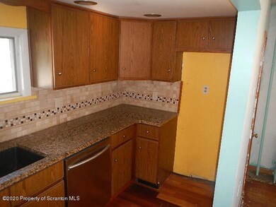 618 Pear St, Scranton, PA 18505 - photo 3