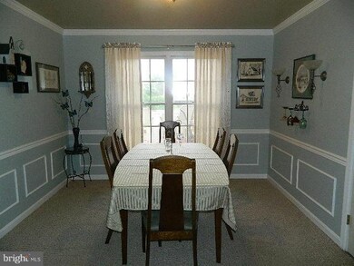 137 Prides Crossing, Shenandoah Junction, WV 25442 - photo 5