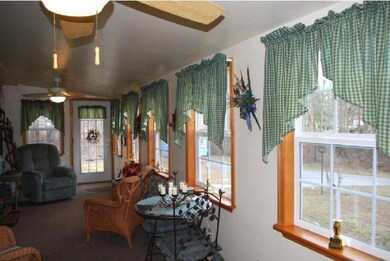 660 Marshall Rd, Glenmoore, PA 19343 - photo 4