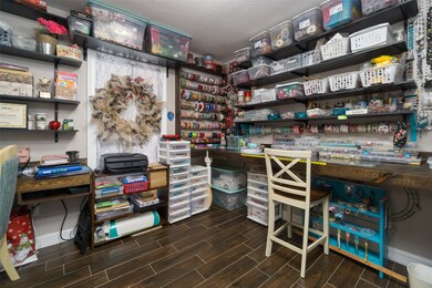 15919 Candy Cane Ln, Alvin, TX 77511 - photo 6