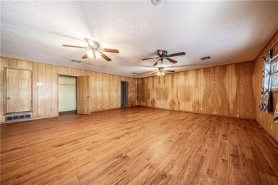 10374 Vaughn Rd, Troy, TX 76579 - photo 6