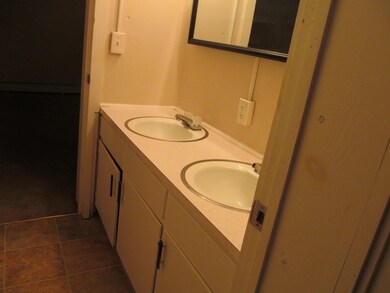 3507 Claremont Rd unit 21, Charlestown, NH 03603 - photo 4