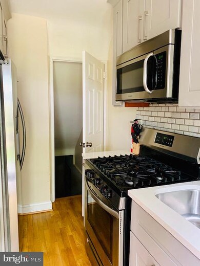 4267 Hildreth St SE, Washington, DC 20019 - photo 6