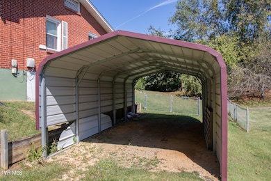 24417 Briscoe Dr, Bristol, VA 24202 - photo 7