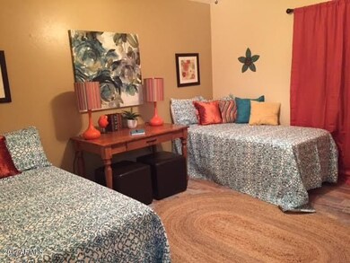 13677 N Garden Court Dr unit 15C, Sun City, AZ 85351 - photo 5