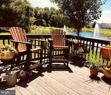 811 Persimmon Ln, Langhorne, PA 19047 - photo 3