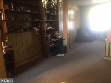 232 Warren St, Gloucester City, NJ 08030 - photo 5