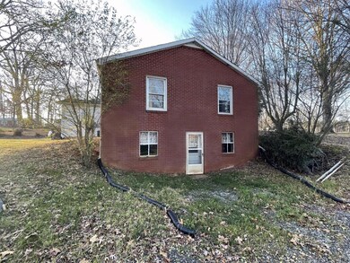 422 Mocksville Hwy, Statesville, NC 28625 - photo 2