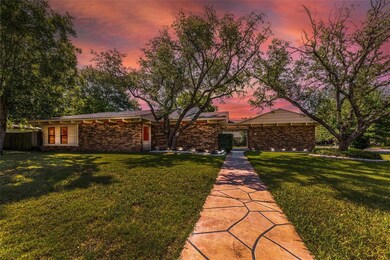 1243 Hilltop Dr, Cleburne, TX 76033 - photo 2