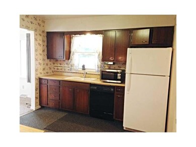 2961 19th St, Columbus, IN 47201 - photo 7