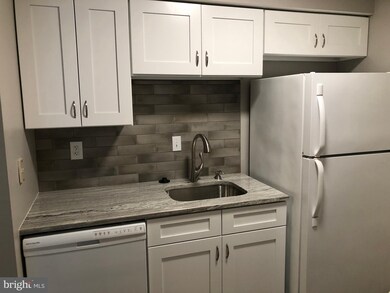 22 Buena Ct, Blackwood, NJ 08012 - photo 2