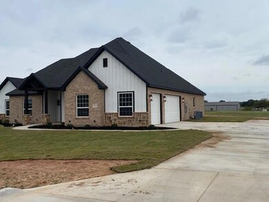 2021 Donna Ct, Azle, TX 76020 - photo 2