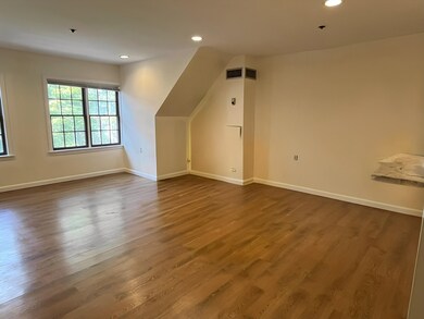 324 Washington St unit 301, Wellesley Hills, MA 02481 - photo 7