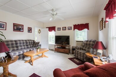 39 West St, West Brookfield, MA 01585 - photo 5