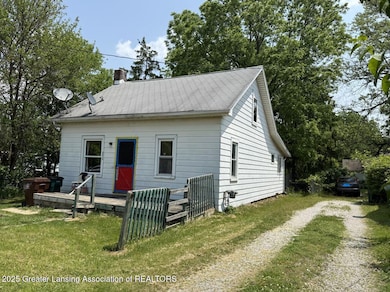 4317 S Cedar St, Lansing, MI 48910 - photo 3