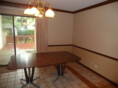 3520 Golfview Dr unit 3520, Hazel Crest, IL 60429 - photo 2