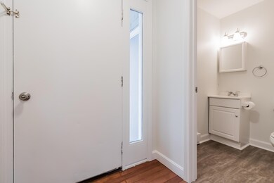 19 Holbrook St unit 4, Freeport, ME 04032 - photo 5