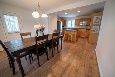 12 Macintosh Ln, Fitchburg, MA 01420 - photo 5