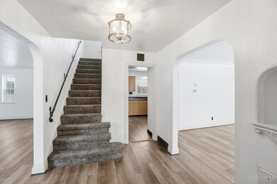 1110 Cheyenne Dr, Cincinnati, OH 45216 - photo 6