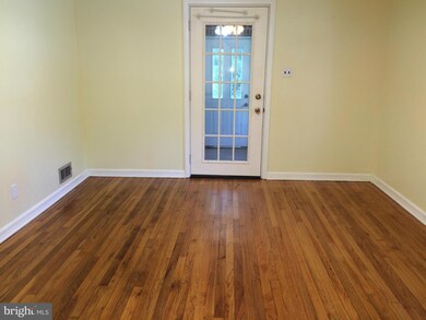 8715 Oakleigh Rd, Parkville, MD 21234 - photo 6