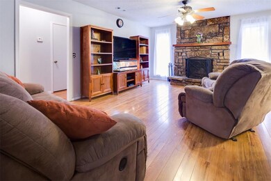 27 Dunsford Dr, Bella Vista, AR 72715 - photo 6