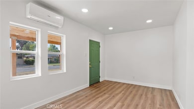 3309 Locust St, Riverside, CA 92501 - photo 4