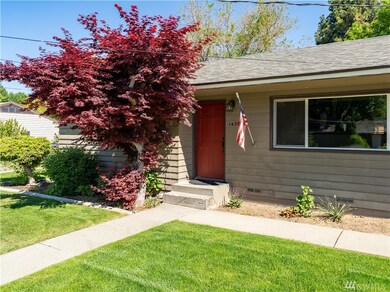 1437 Tedford St SE, East Wenatchee, WA 98802 - photo 3