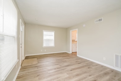 3428 N Riley Ave, Indianapolis, IN 46218 - photo 2