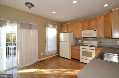 25369 Shipley Terrace, Chantilly, VA 20152 - photo 2