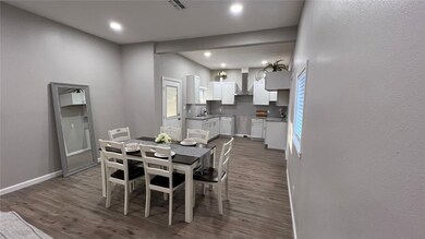 901 E Kennedy St, Beeville, TX 78102 - photo 4