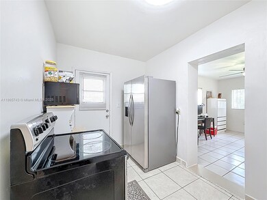 675 W 30th St, Hialeah, FL 33012 - photo 7