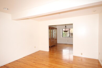 18 River Rd, Cos Cob, CT 06807 - photo 5