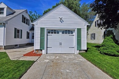 2 Iadarola Ave, Milford, MA 01757 - photo 5