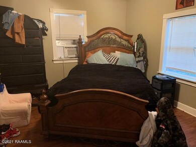 bedroom 2 sw thruway