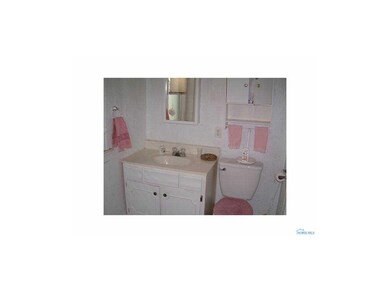 Full Bath.