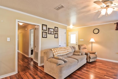 10556 Allen Dr interior 2