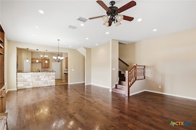 1301 E South Railroad St, Cuero, TX 77954 - photo 6