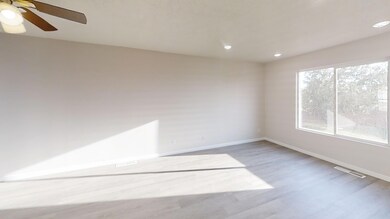 2619-North-550-West-Unfurnished