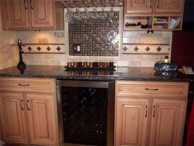 30 Maplewood Dr, Fall River, MA 02721 - photo 4