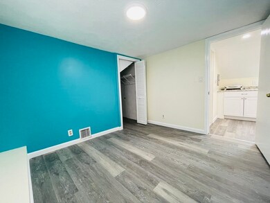 5 Parkdale St unit B, Somerville, MA 02143 - photo 6