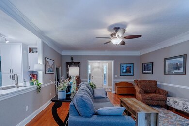 Kitchen/Living room