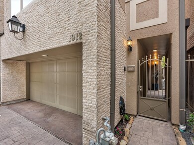 1912 Brun St, Houston, TX 77019 - photo 4