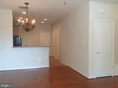 22708 Verde Gate Terrace unit 9J, Ashburn, VA 20148 - photo 3
