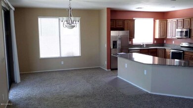 6 - Dining and Kitchen